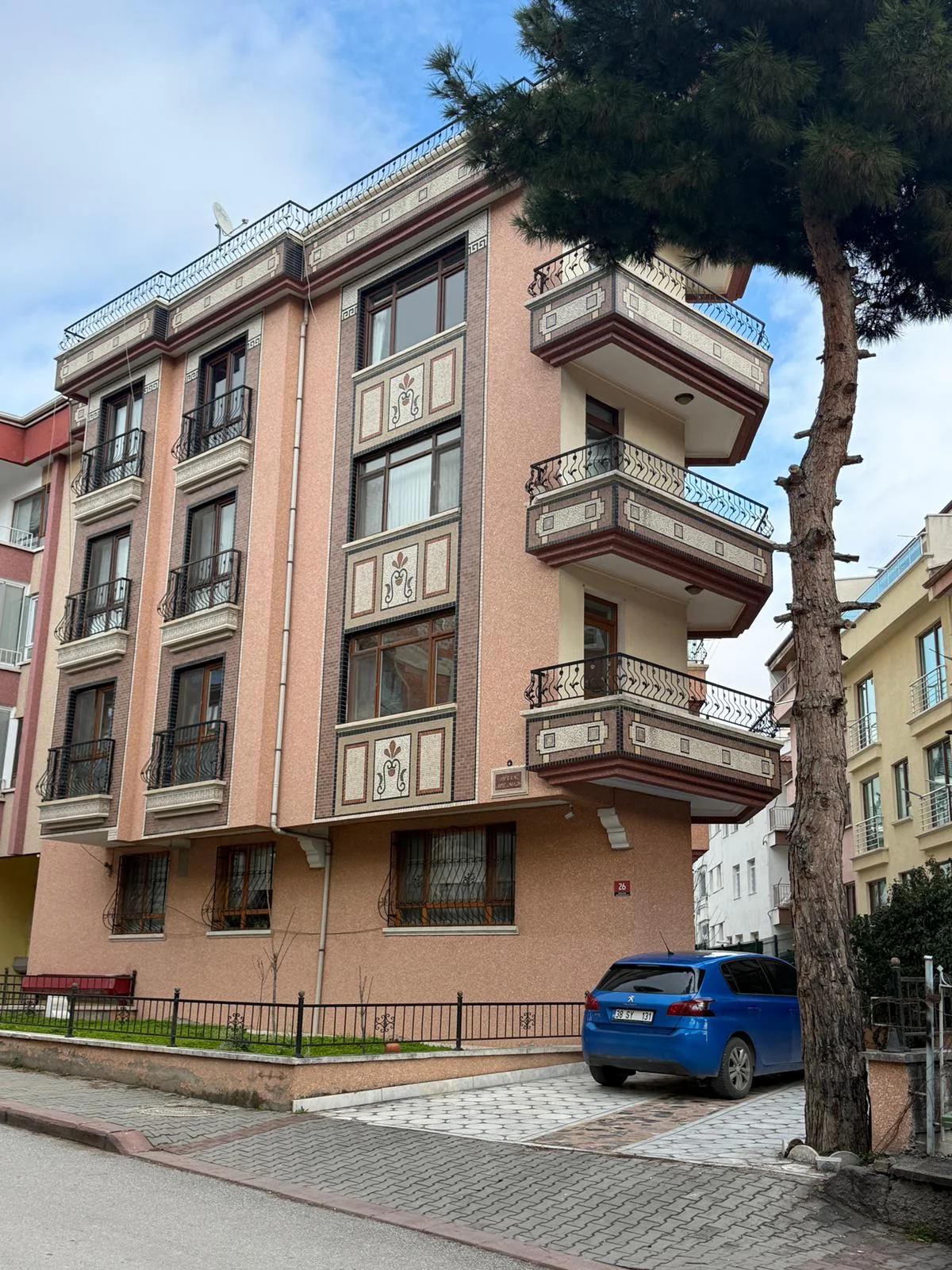 Balkan Apartmanı 2