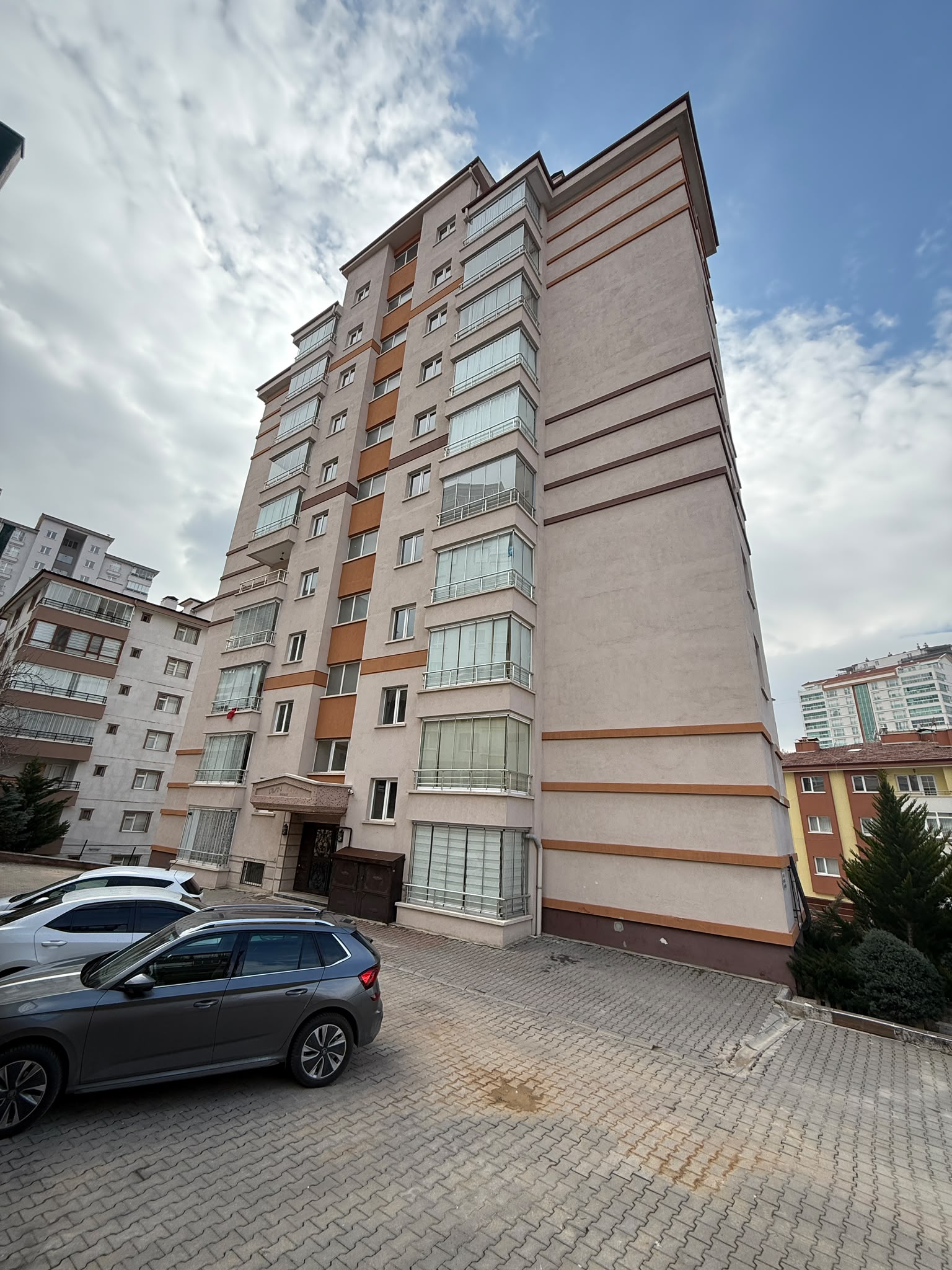 Pamuklar Azim Apartmanı 2